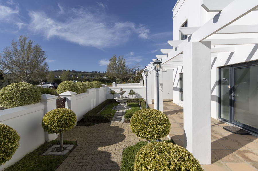 4 Bedroom Property for Sale in Croydon Olive Estate Western Cape
